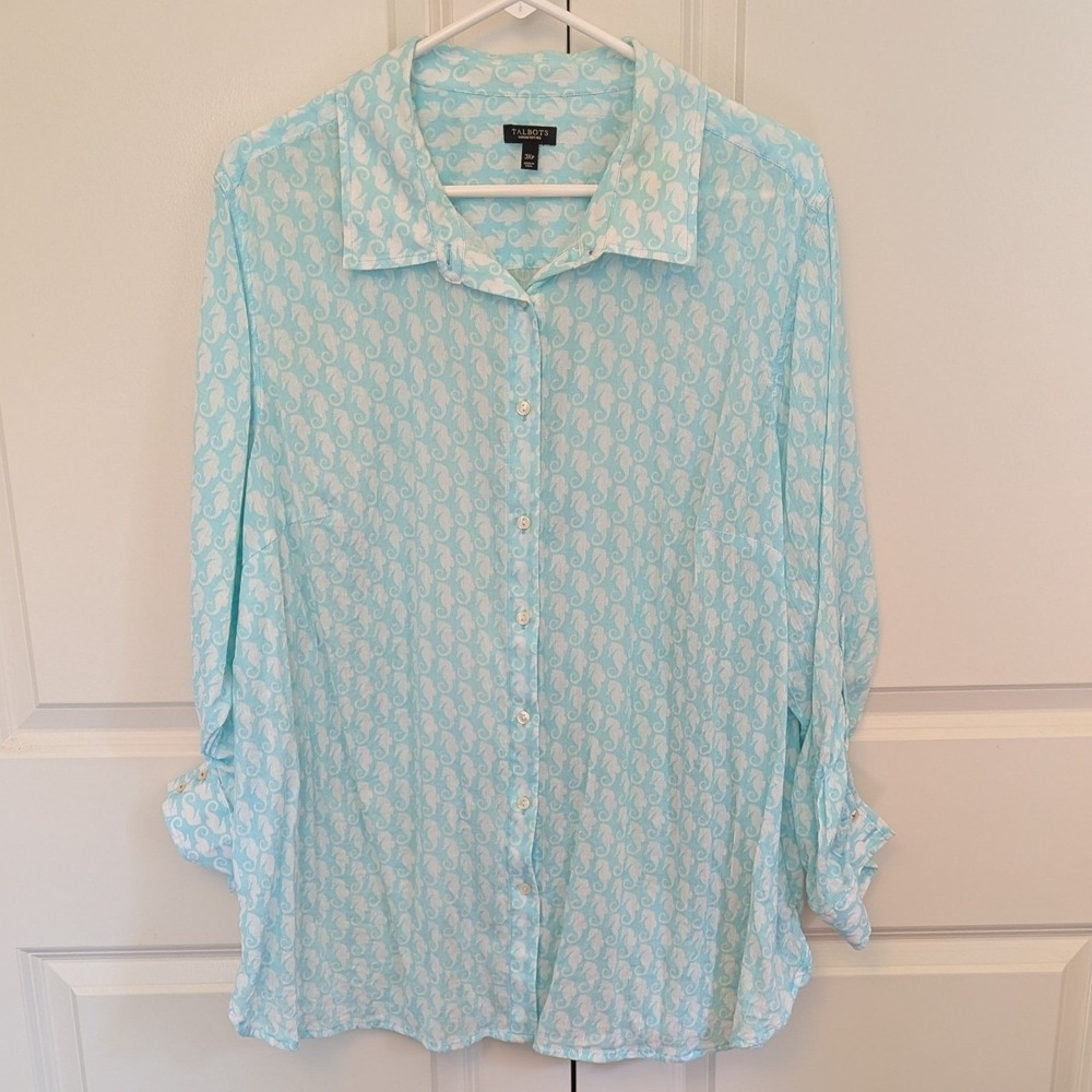 Talbots Woman Petites 3XP Aqua Blue Seahorse Print Cotton Button Down Shirt